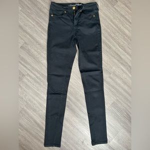 Universal Thread Black Skinny Jean 00/24L